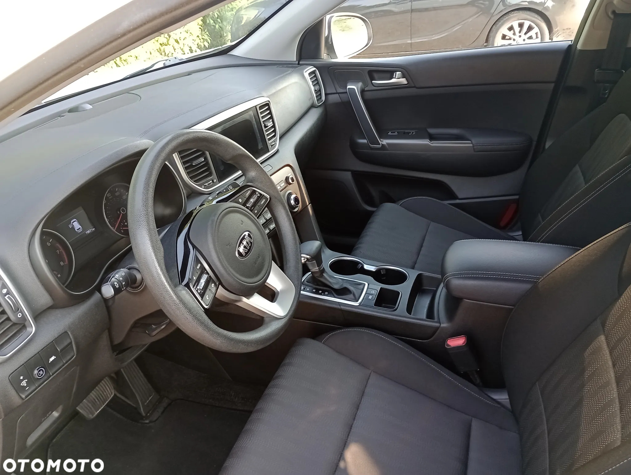 Kia Sportage - 10