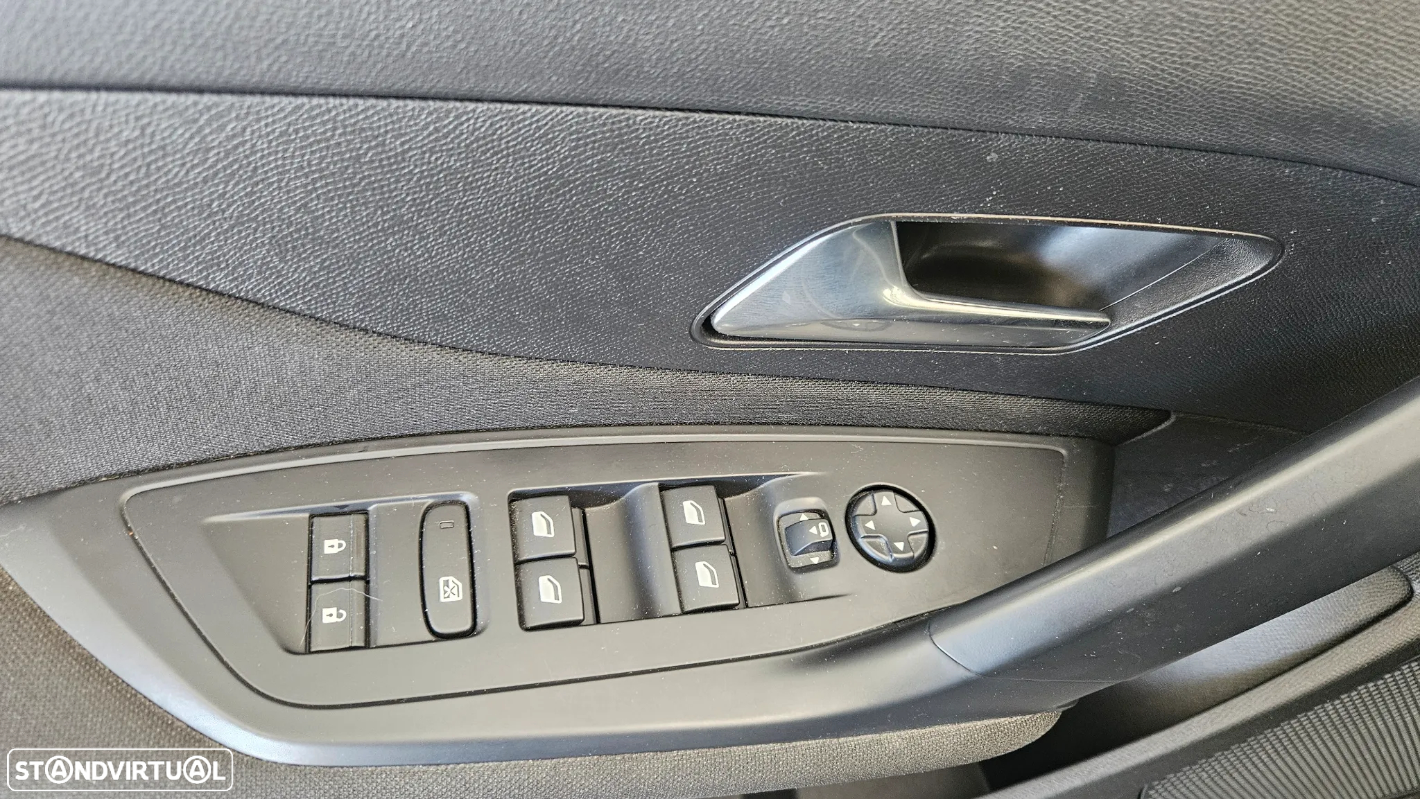 Peugeot 308 SW 1.6 Hybrid Allure e-EAT8 - 22