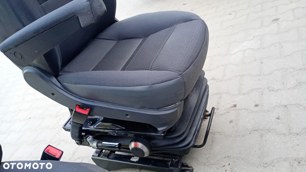 Fv Fotel PNEUMATYCZNY ISRI Fiat Ducato Fotel kierowcy Peugeot Boxer  FOTEL podwójny pasażera Citroen Jumper Fotel kierowcy pompowany KOMPLET Foteli - 9