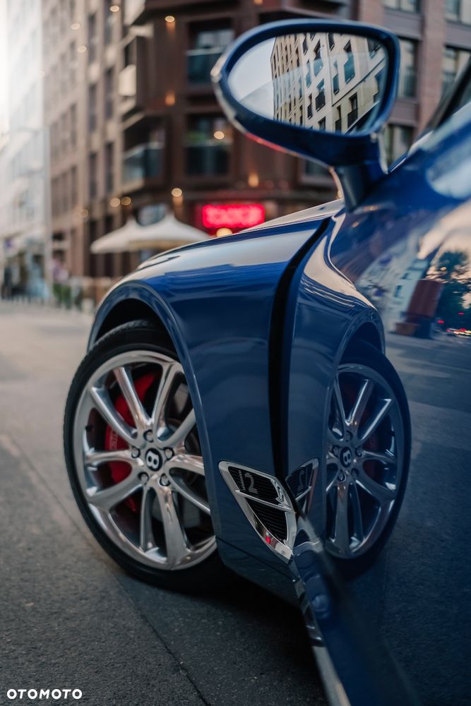 Bentley Continental GT - 8