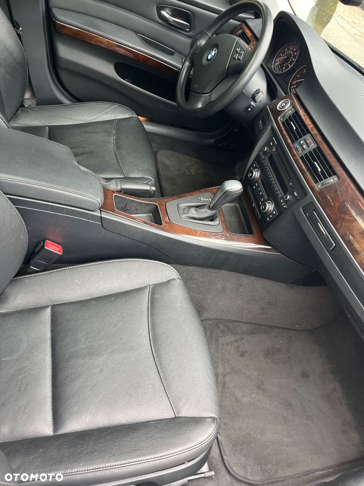 BMW Seria 3 ver-325i-xdrive-edition-exclusive - 7