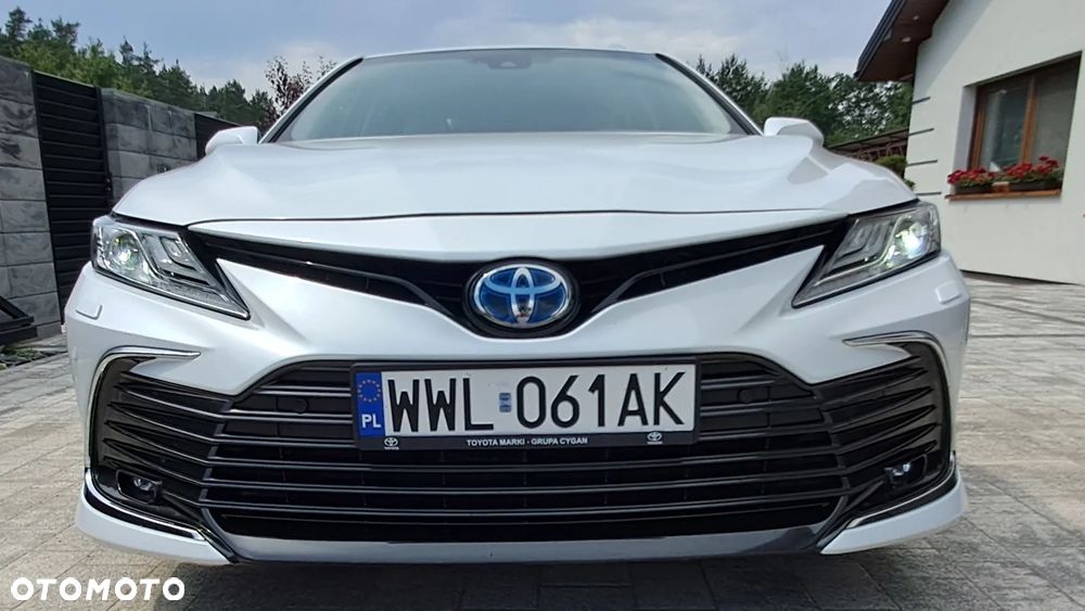 Toyota Camry 2.5 Hybrid Executive CVT - 17
