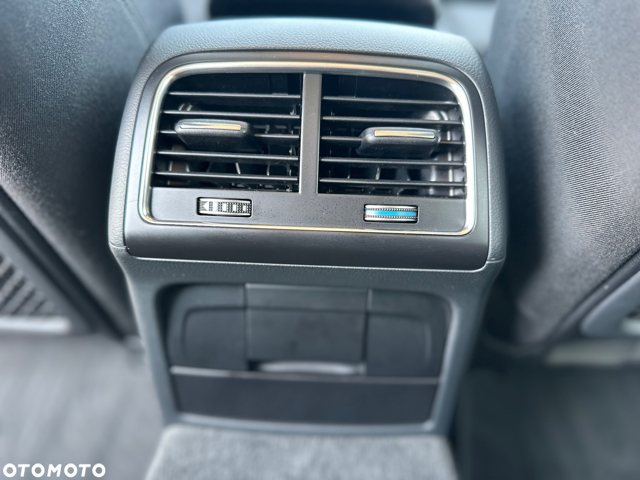 Audi A4 ver-avant-2-0-tdi-dpf-multitronic-attraction - 20