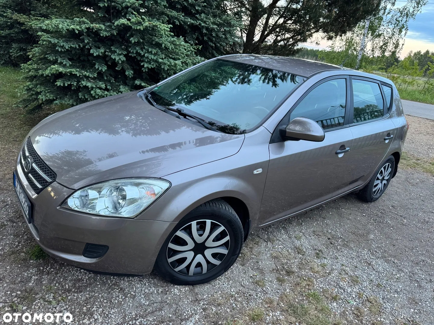 Kia Ceed - 23