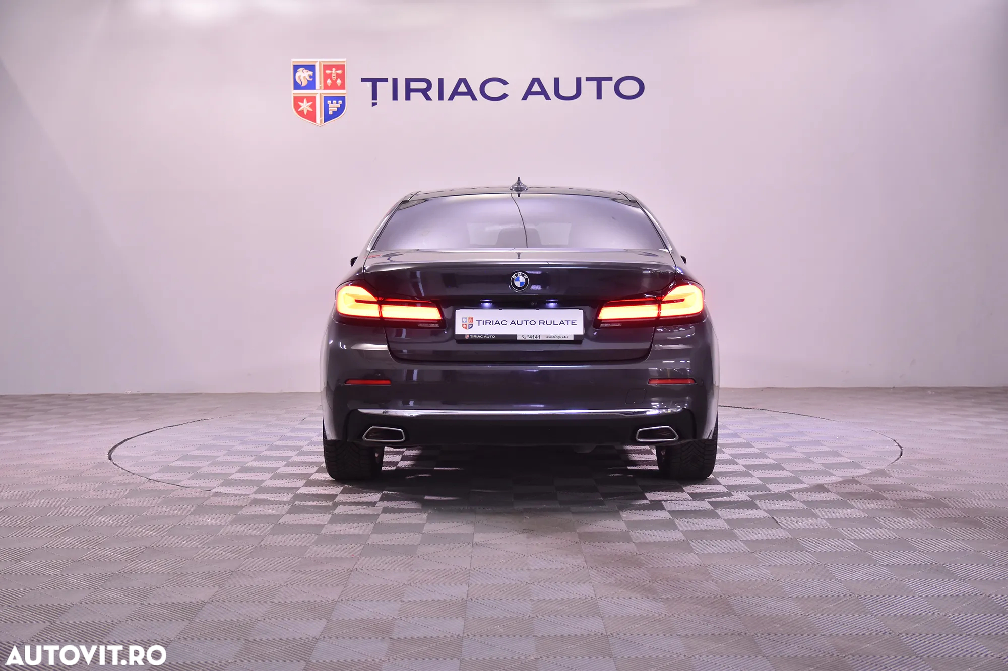 BMW Seria 5 520d xDrive Aut. Luxury Line - 4