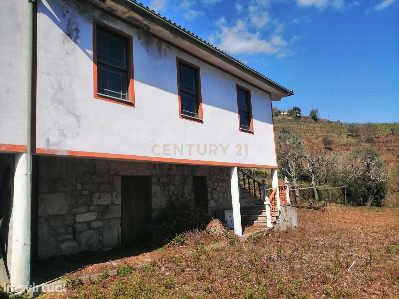 Quinta para Recuperar em Cambres, Lamego com Vista Campestre - Grande imagem: 2/18