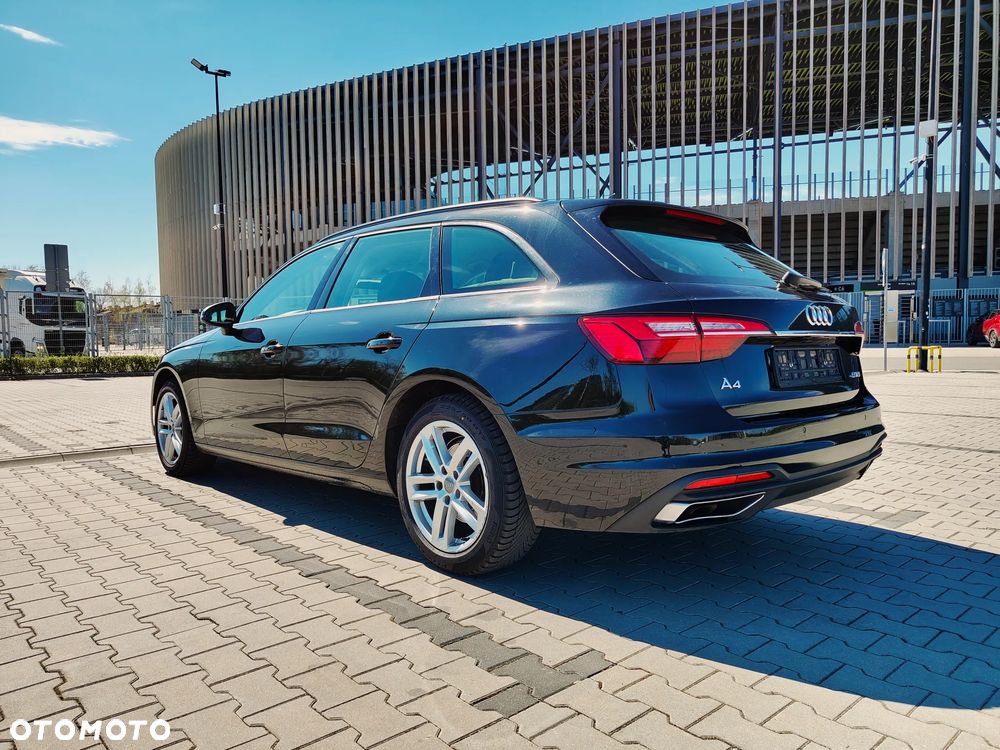 Audi A4 Avant 40 TFSI S tronic - 5