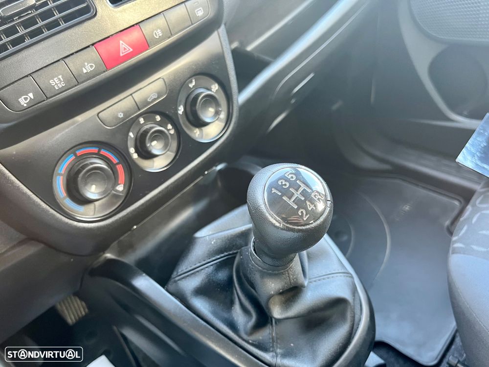 Fiat Doblo 1.3 Multijet - 38