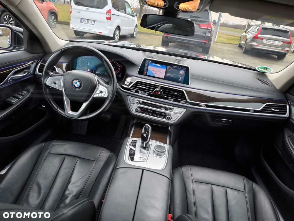 BMW Seria 7 730d - 12