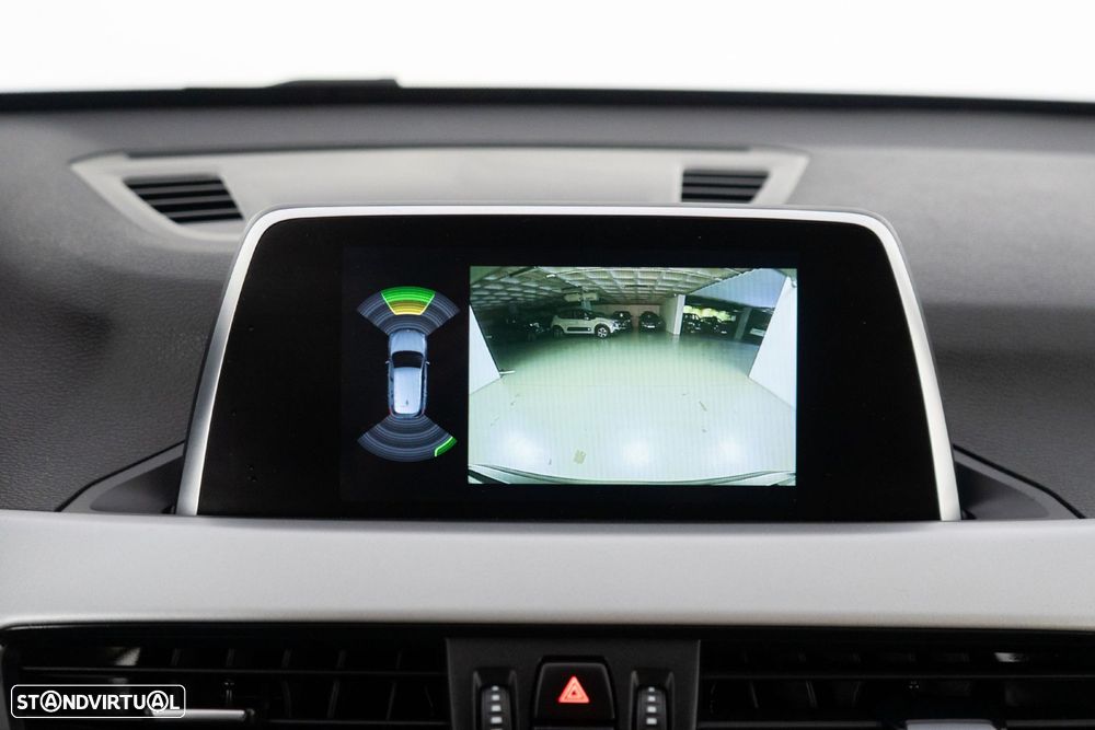 BMW X1 16 d sDrive Advantage - 23