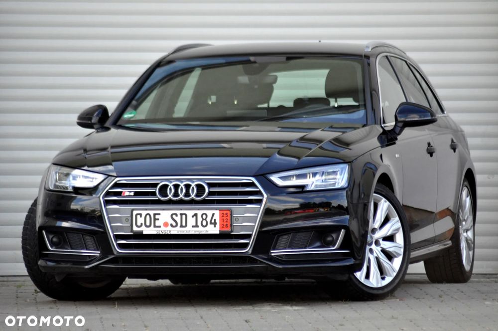 Audi A4 Avant 2.0 TDI - 1