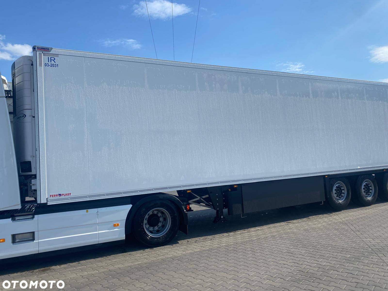 Schmitz Cargobull - 3