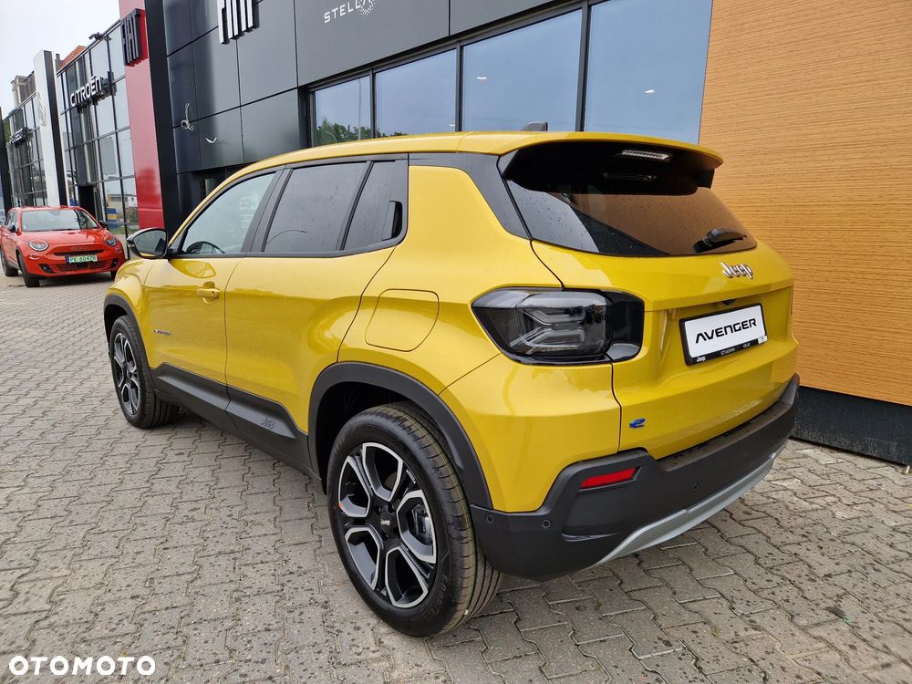 Jeep Avenger 54kWh Summit - 12