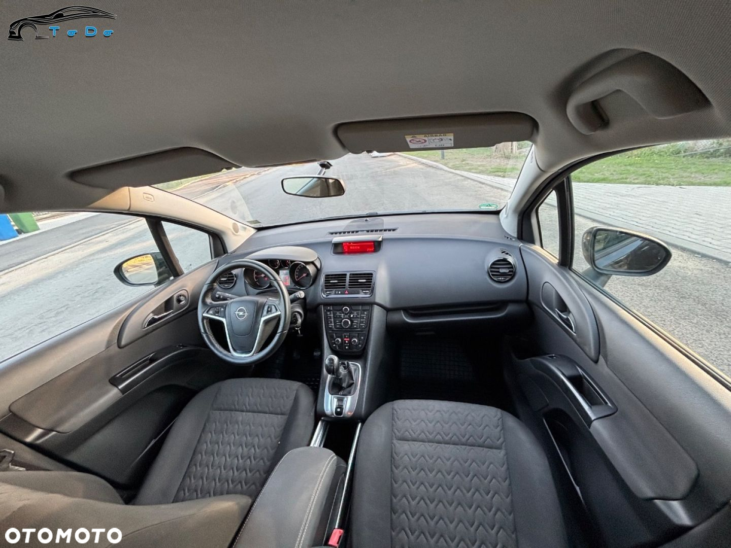 Opel Meriva 1.4 T Design Edition S&S - 32