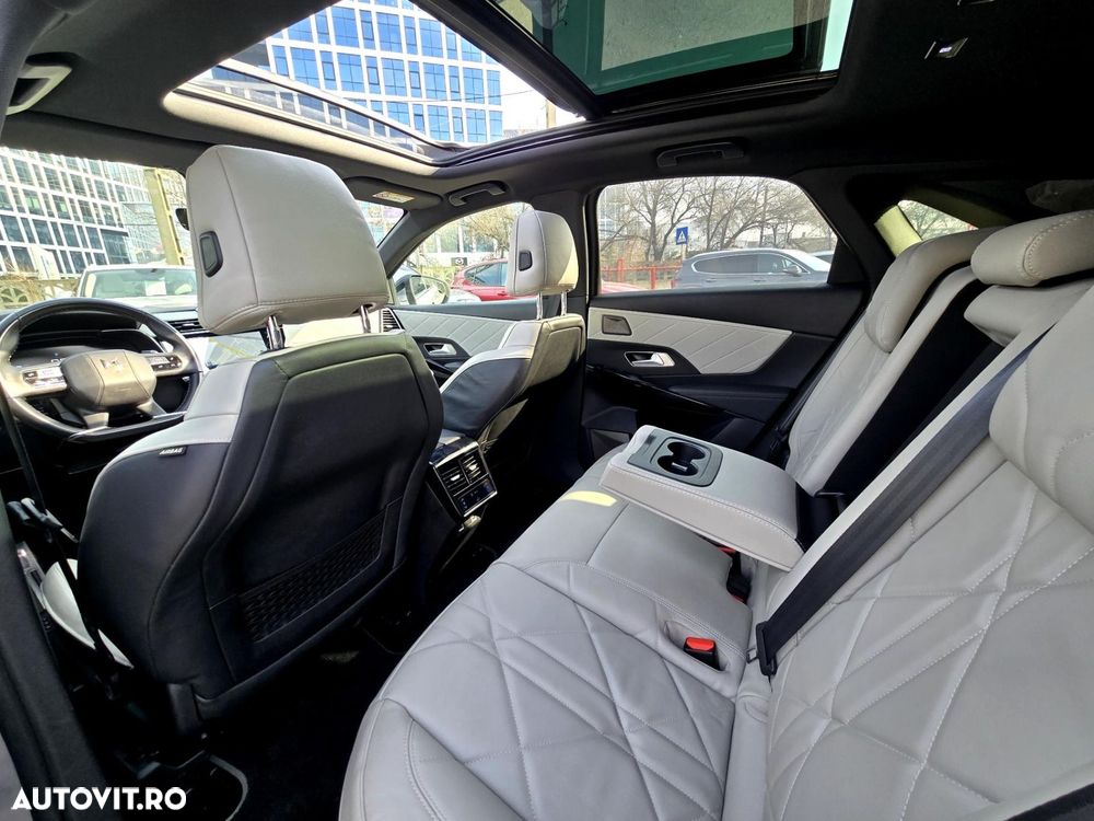 DS Automobiles DS 7 Crossback - 35