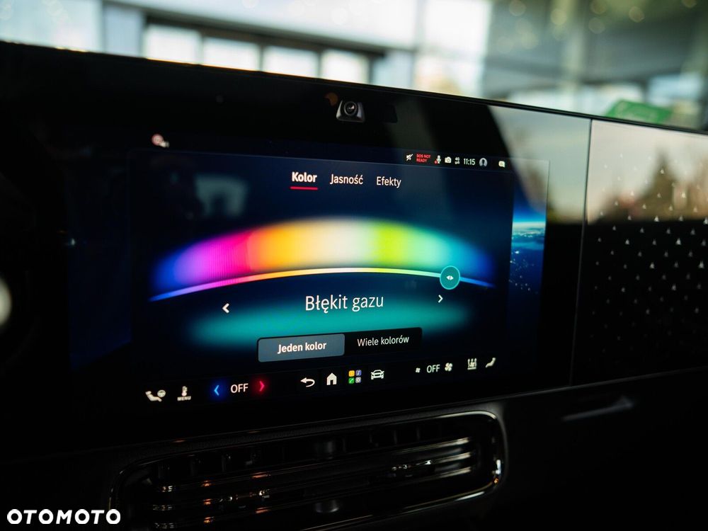 Mercedes-Benz GLB - 24