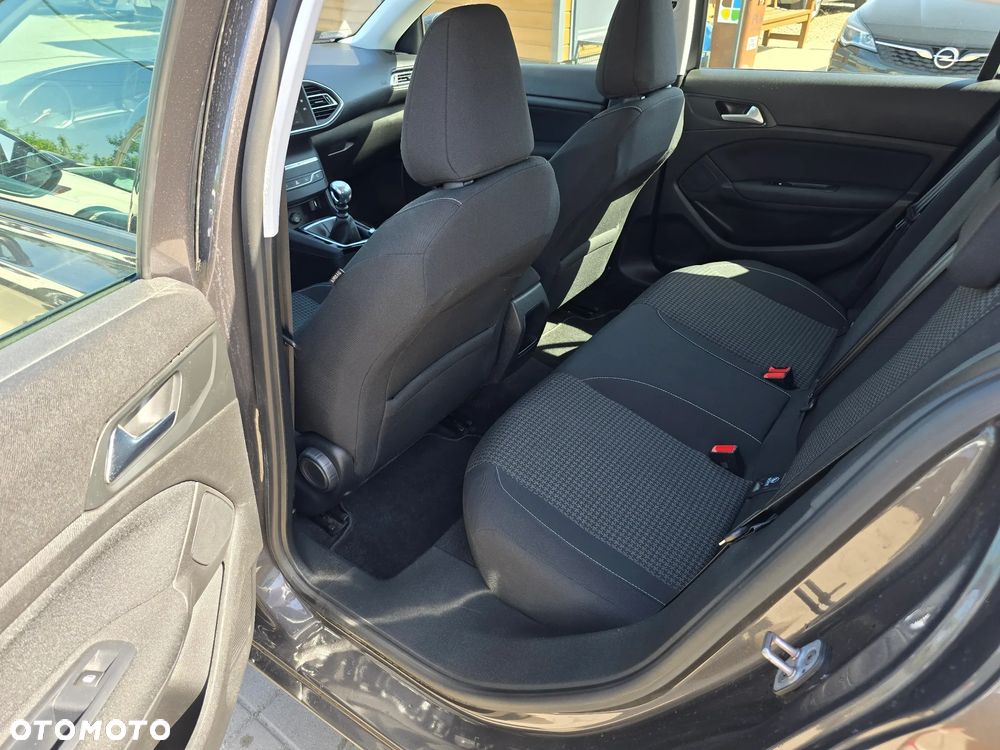 Peugeot 308 - 9