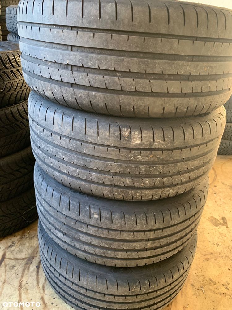 BMW Seria 5 520d xDrive - 24