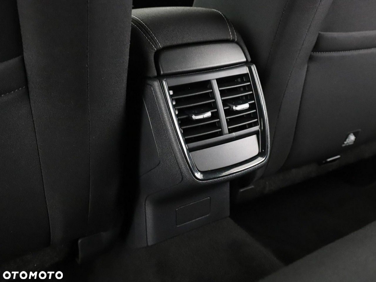 Skoda Kamiq 1.0 TSI Ambition - 37