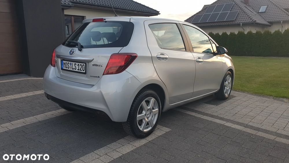 Toyota Yaris - 5