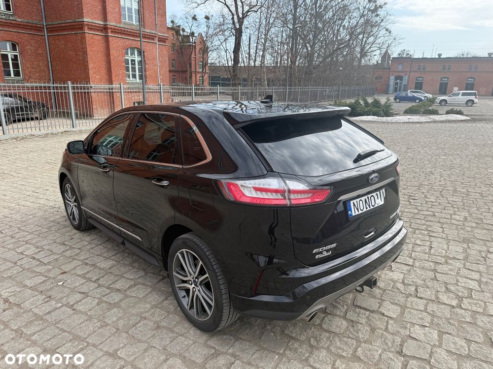 Ford Edge - 16