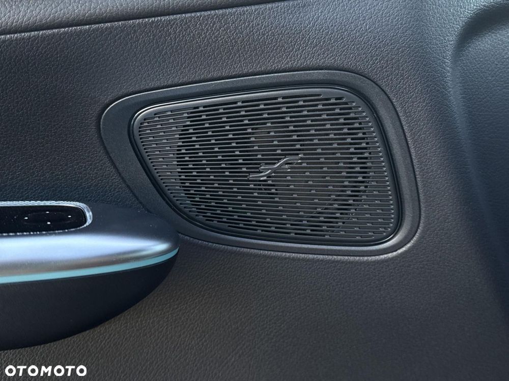 Mercedes-Benz GLC - 26