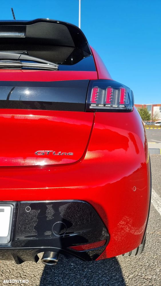 Peugeot 208 1.2 L PureTech STT EAT8 GT Line - 31