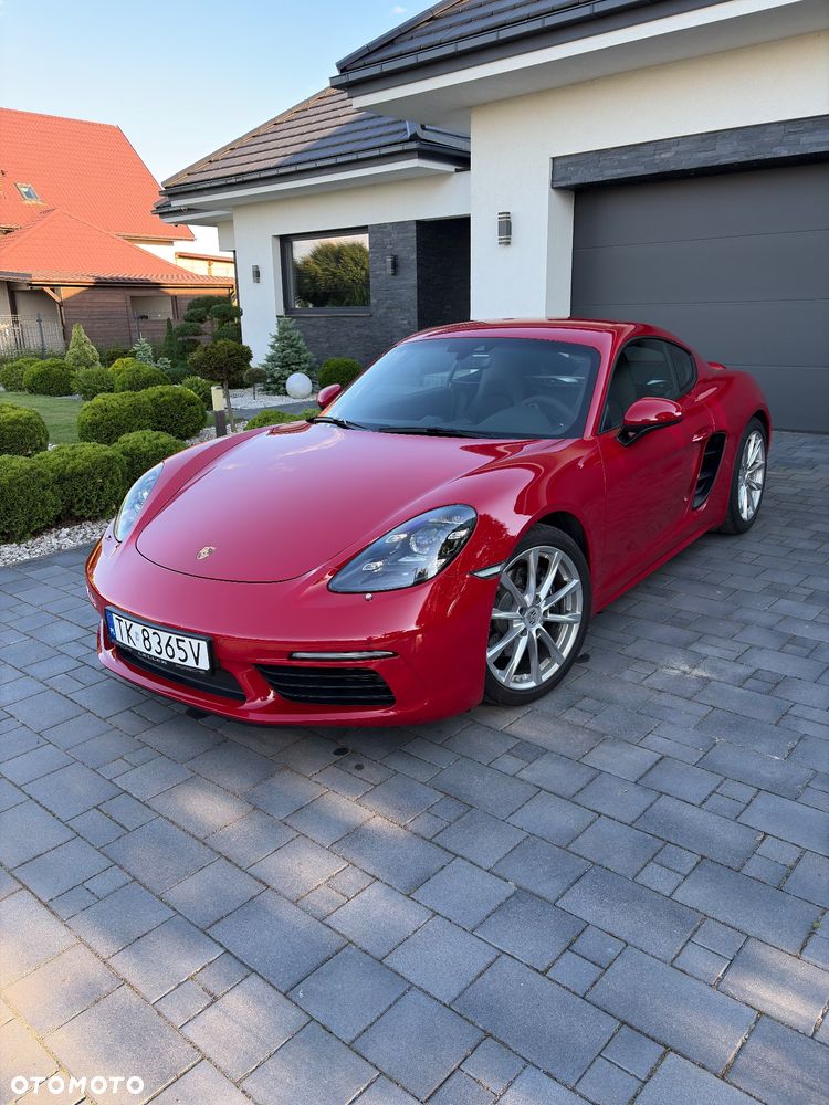 Porsche 718 Cayman - 1
