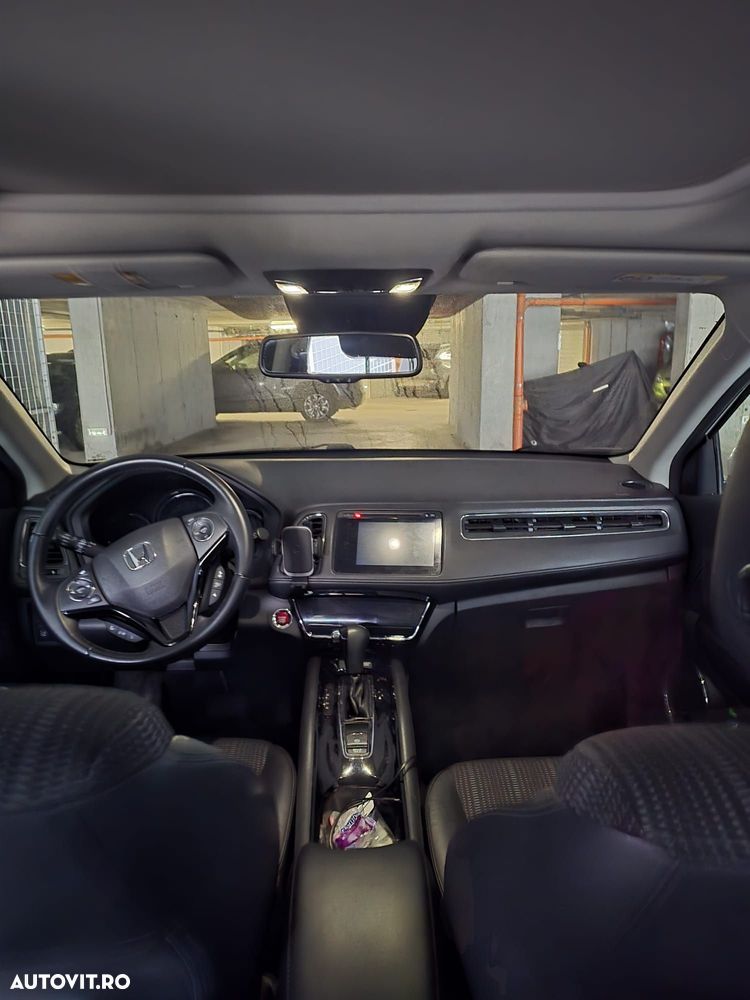 Honda HR-V 1.5 i-VTEC CVT Executive - 10