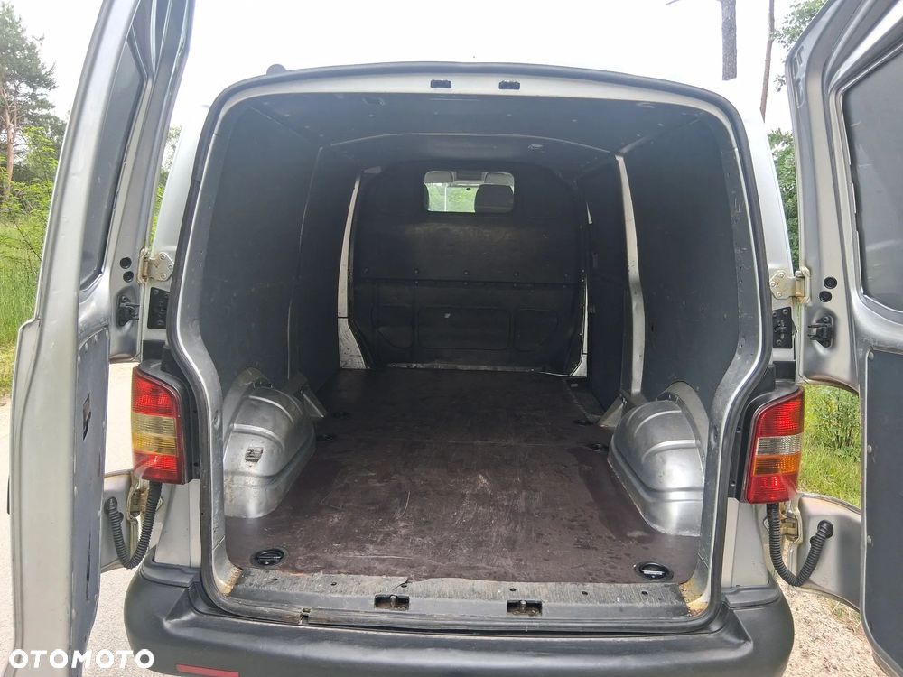 Volkswagen T5 - 9