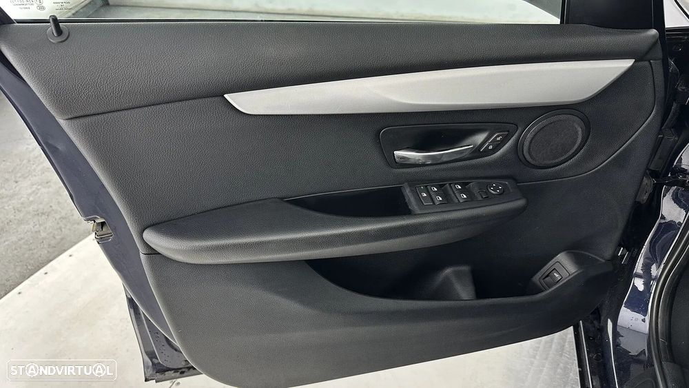 BMW 216 Active Tourer d Corporate Edition Business Edition - 22