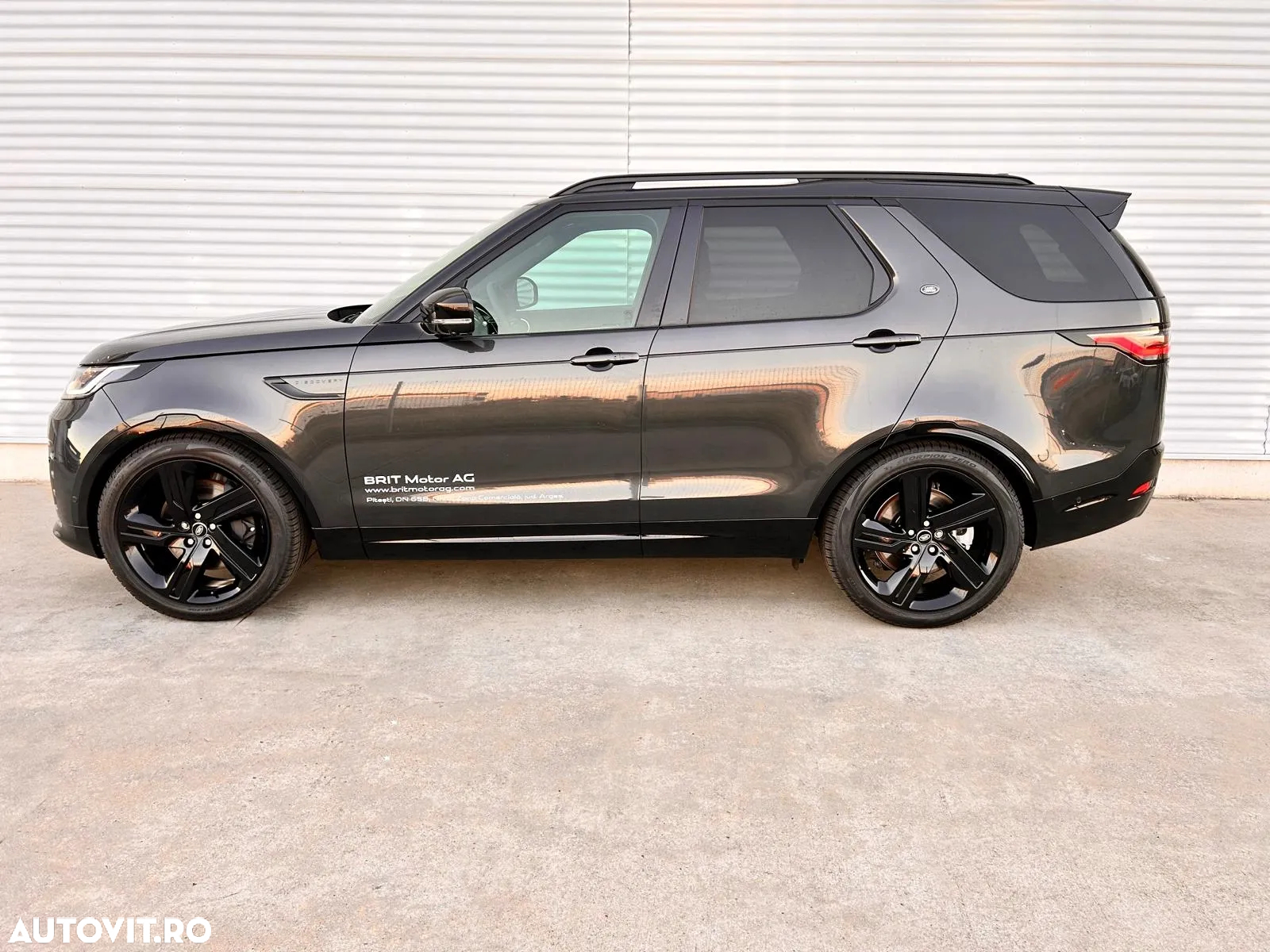Land Rover Discovery 3.0 P360 MHEV R-Dynamic HSE - 5
