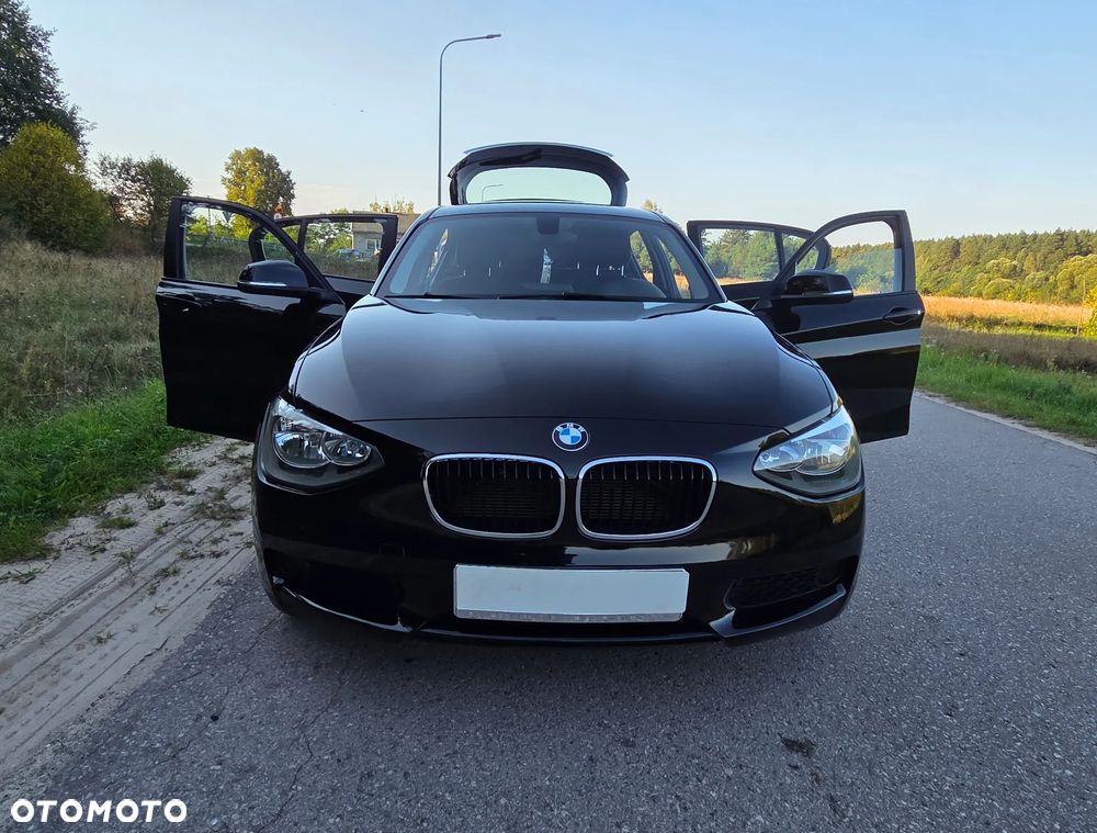 BMW Seria 1 116i - 22