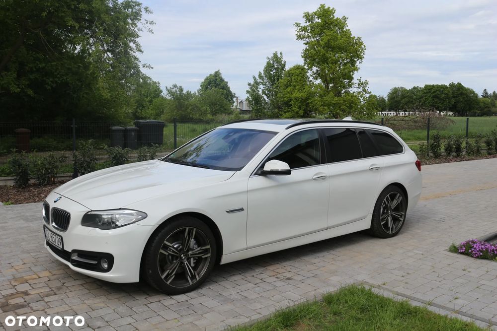 BMW Seria 5 525d Luxury Line - 1