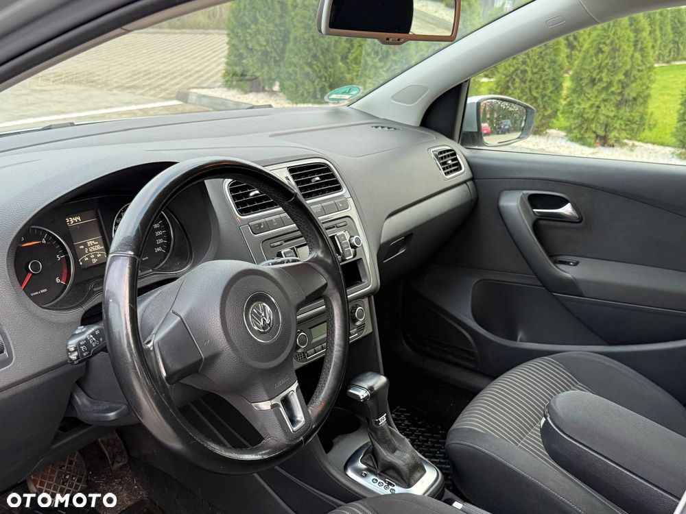 Volkswagen Polo 1.6 TDI DPF Highline DSG - 8