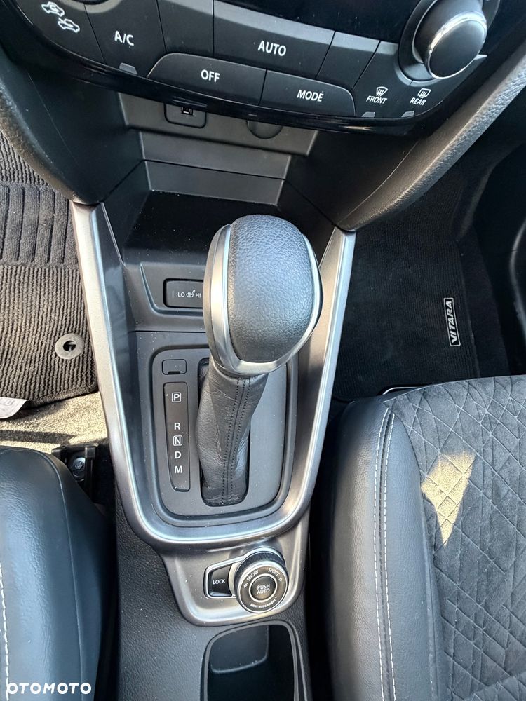 Suzuki Vitara - 24