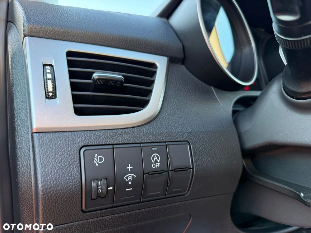 Hyundai i30 1.4 Classic + - 16