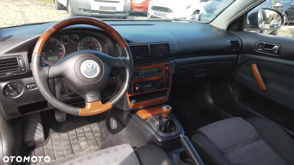 Volkswagen Passat 2.0 Exclusive - 11