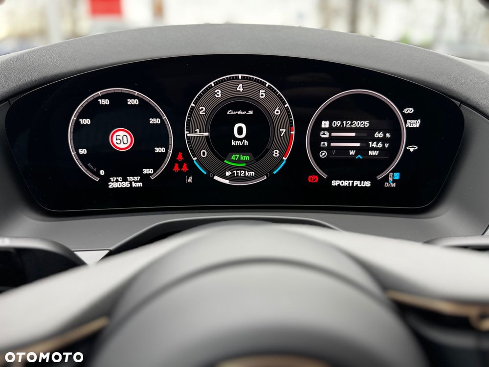 Porsche Panamera Turbo S E-Hybrid PHEV - 33