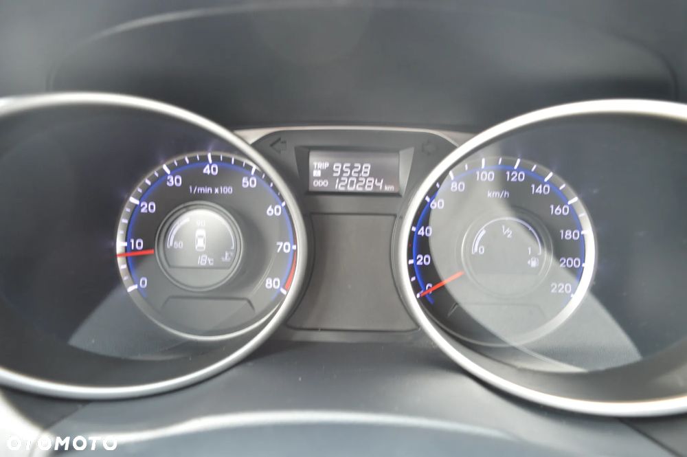 Hyundai ix35 1.6 2WD Comfort - 22