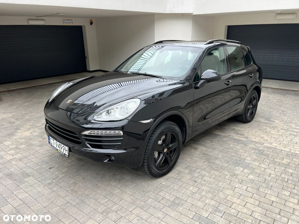Porsche Cayenne - 1