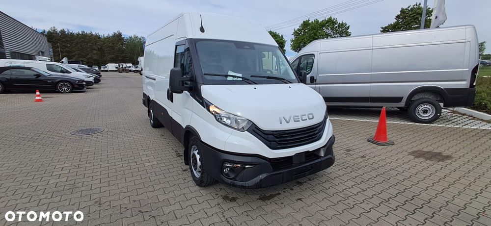 Iveco 35S16BA8 V 12m3 - 40