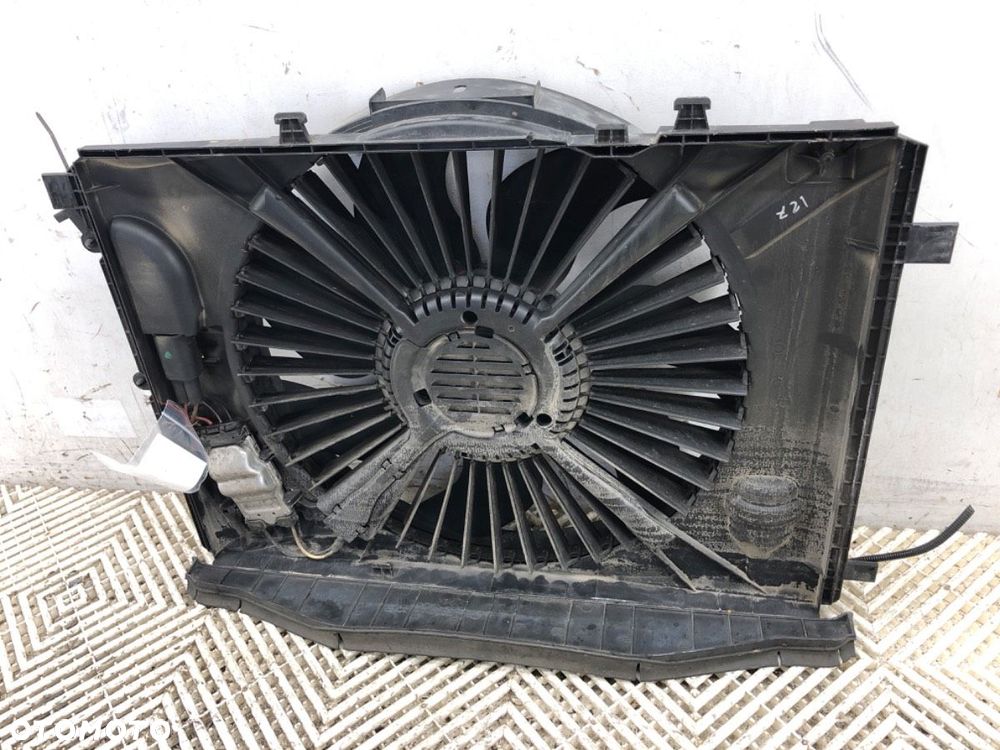 WENTYLATOR CHŁODNICY - 296.00 PLN - MERCEDES-BENZ KLASA E T-Model (S212) 2009 - 2016 E 200 CDI / - 4
