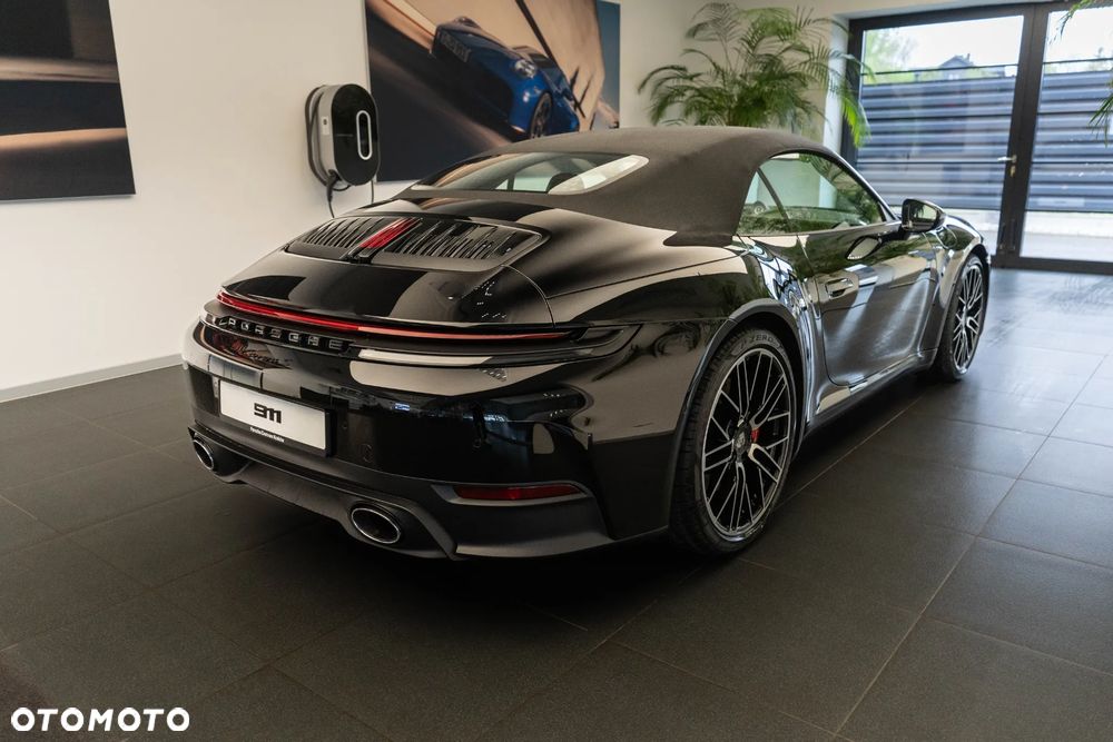 Porsche 911 Carrera S - 6