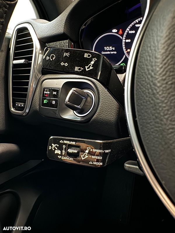 Porsche Cayenne Tiptronic S - 18