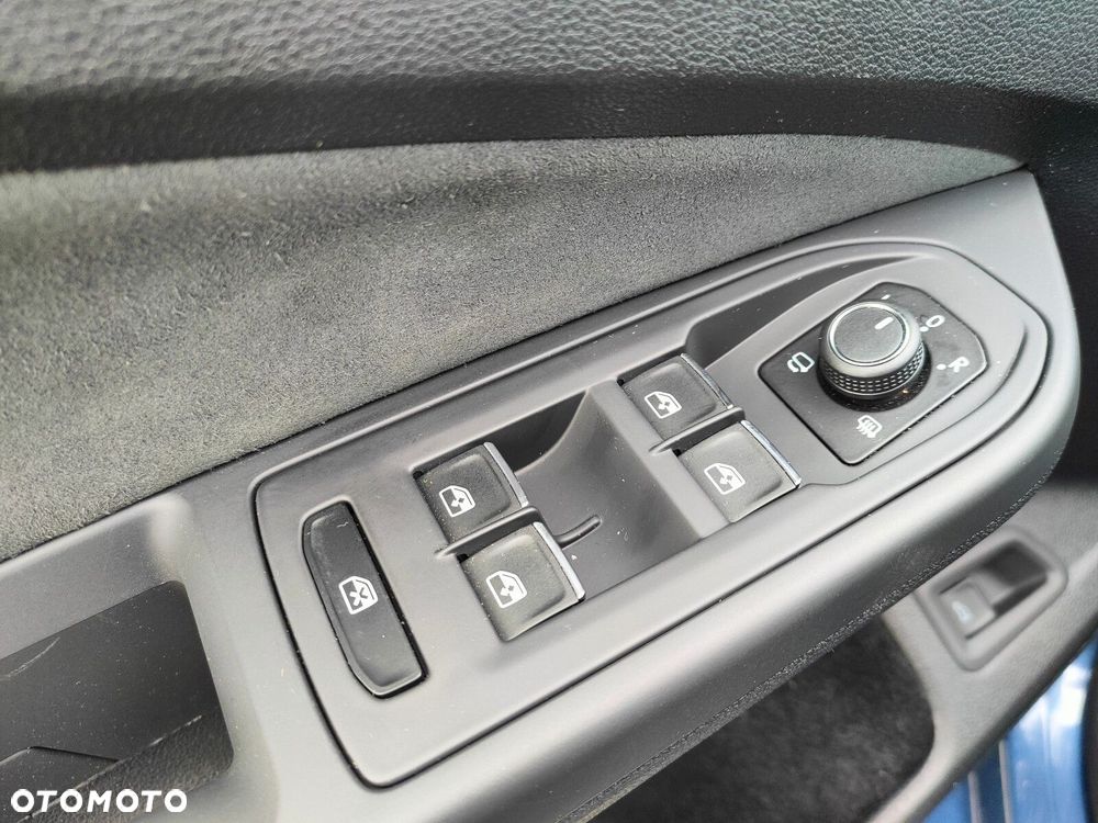 Volkswagen Golf - 20