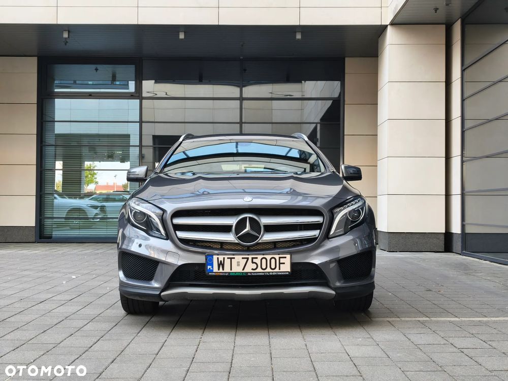 Mercedes-Benz GLA - 7