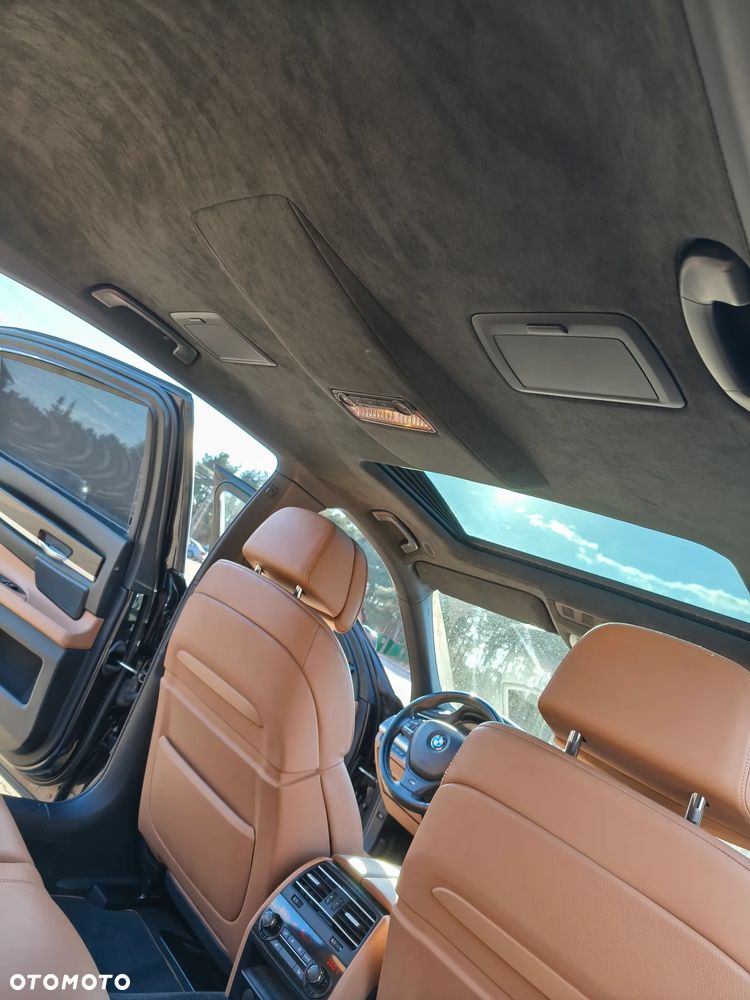 BMW Seria 7 750Li - 8