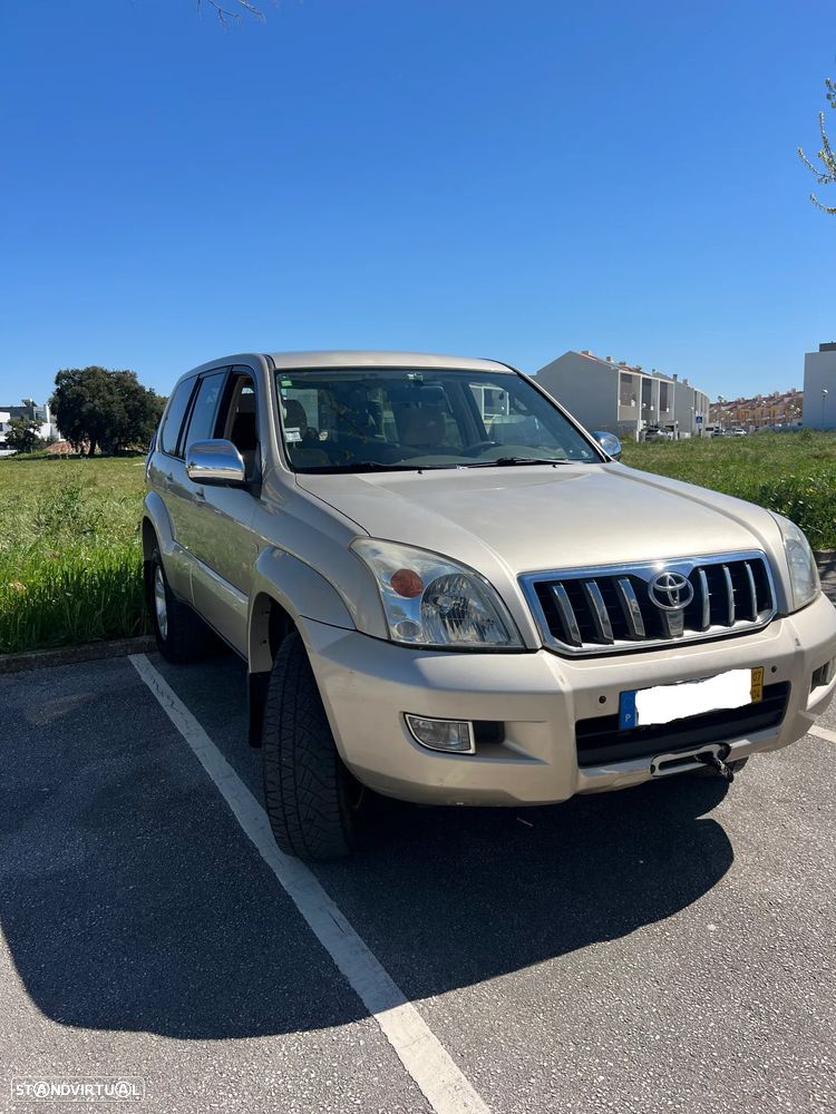Toyota Land Cruiser Prado - 16