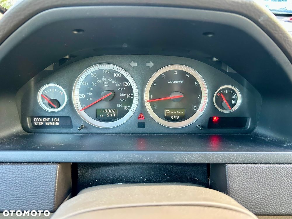 Volvo XC 90 3.2 AWD Geartonic Executive - 11